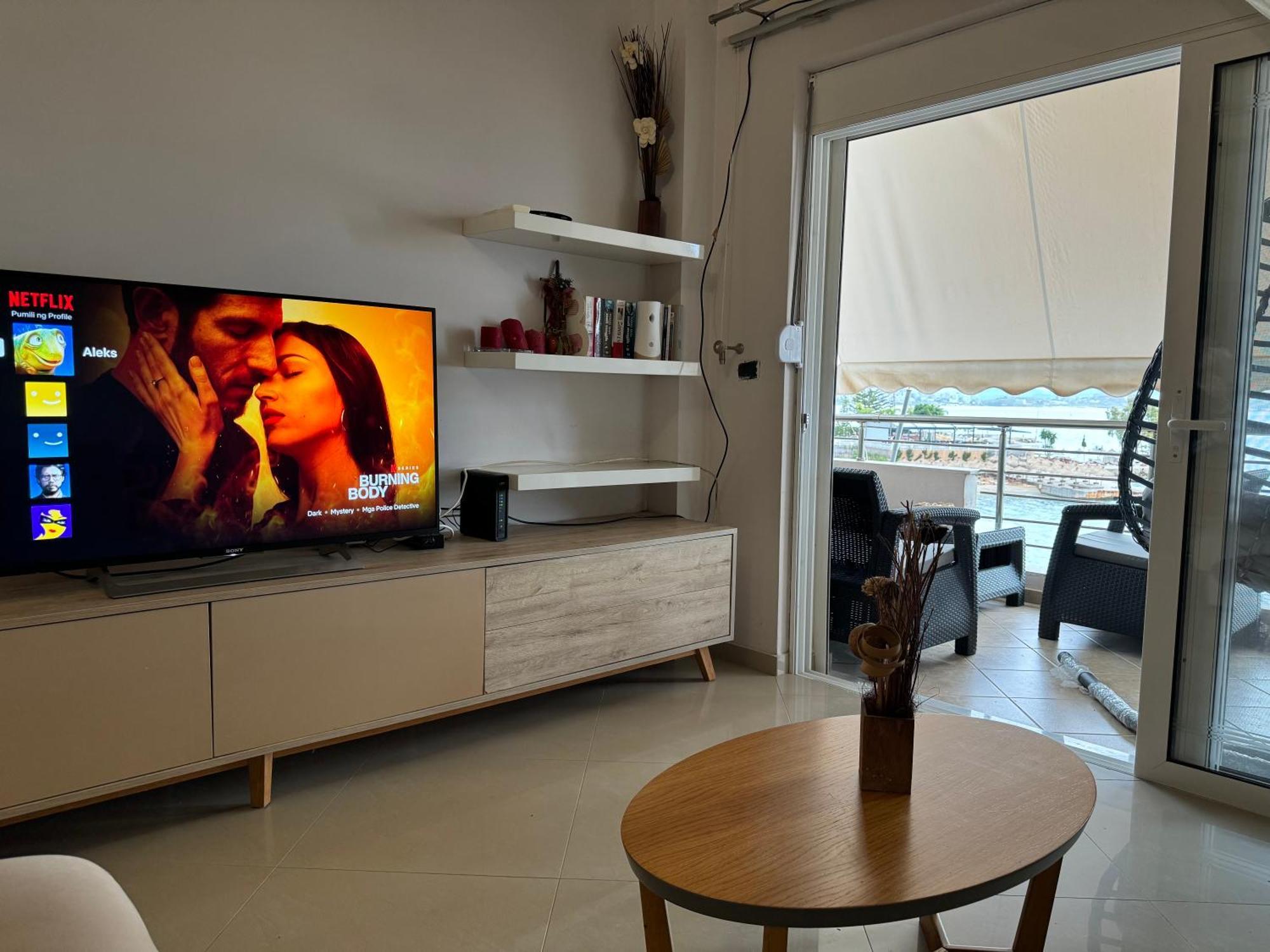 Leon Sea View Apartment Sarandë Buitenkant foto