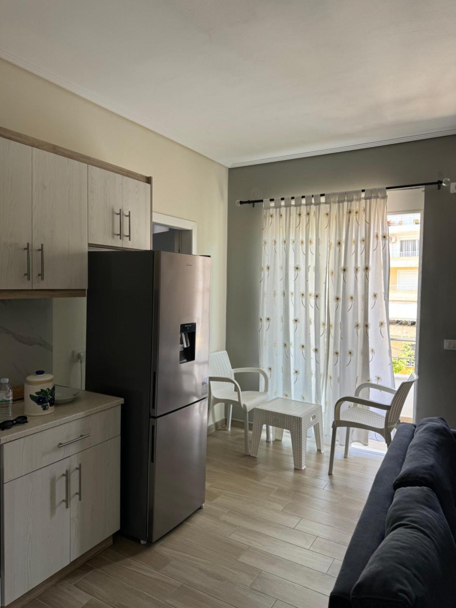 Leon Sea View Apartment Sarandë Buitenkant foto