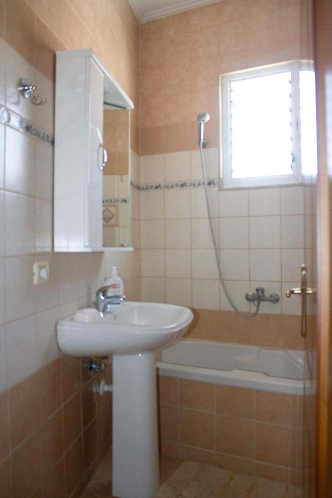 Leon Sea View Apartment Sarandë Buitenkant foto